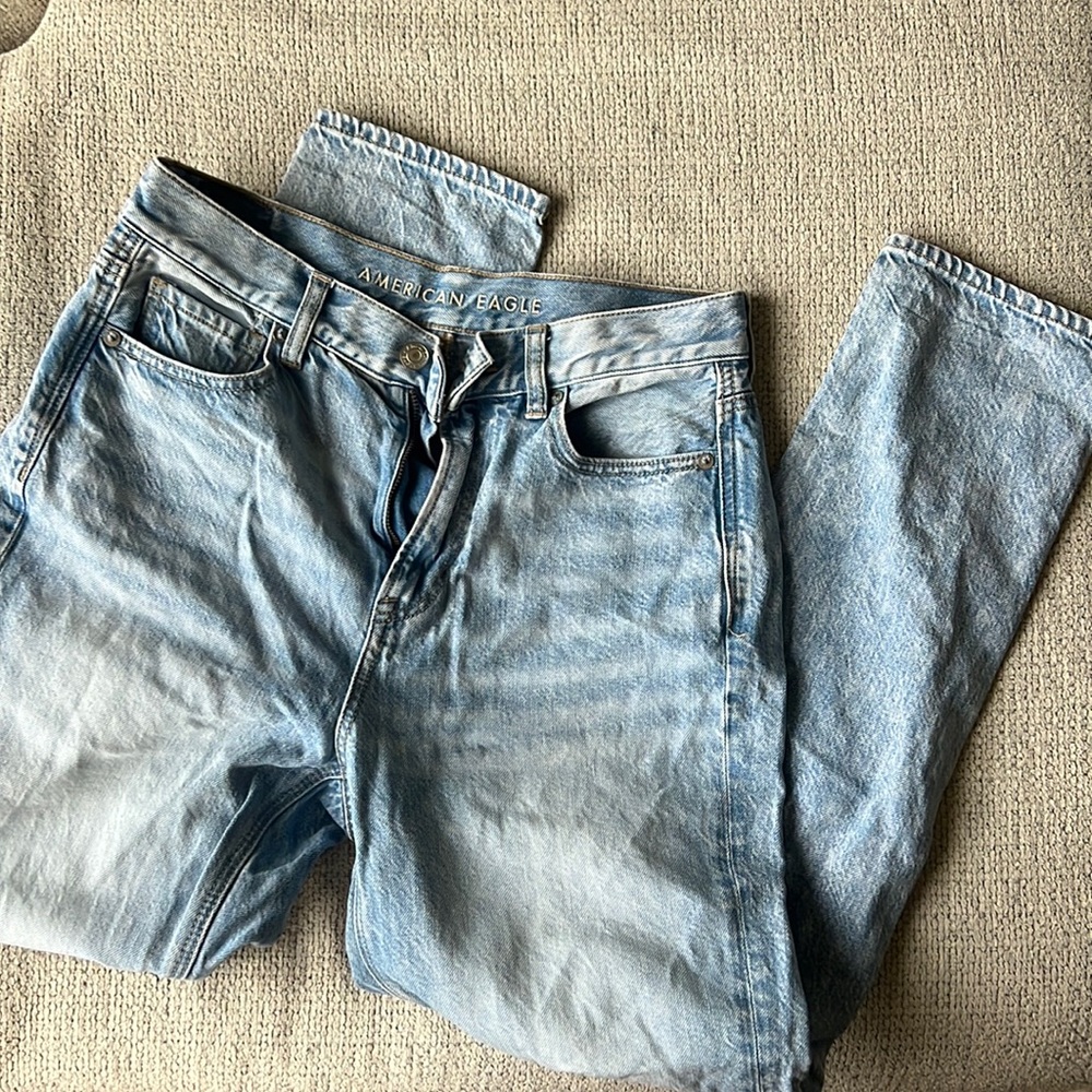 American Eagle ripped skinny jeans